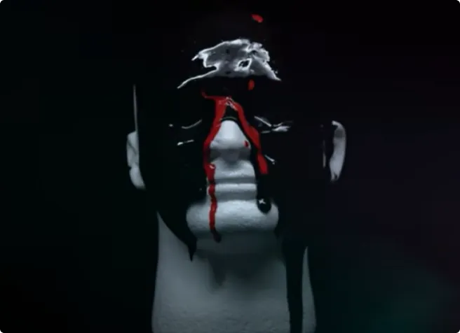 buste avec de la peinture noire